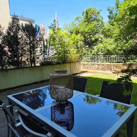 Magnifique Loft Avec Terrasse -jardin *